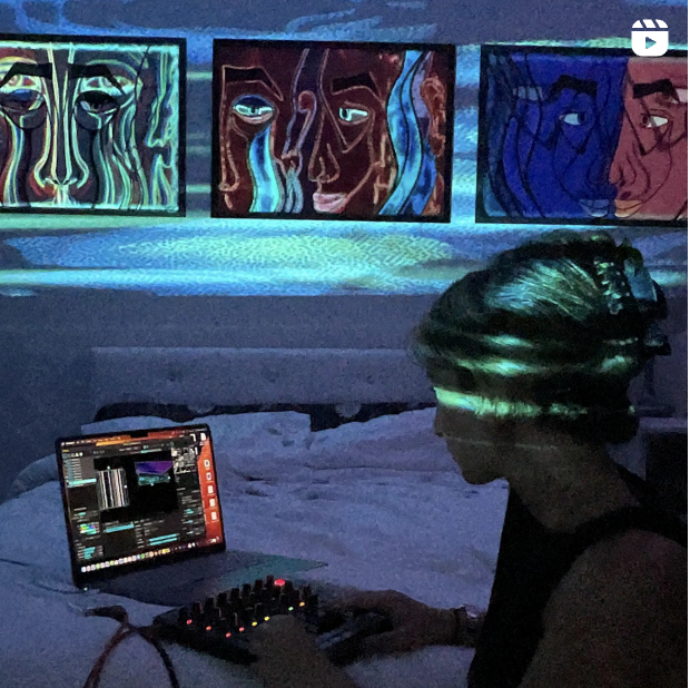 Art and projection mapping with Lucinda Dilworth. — VDMX - MAC VJ